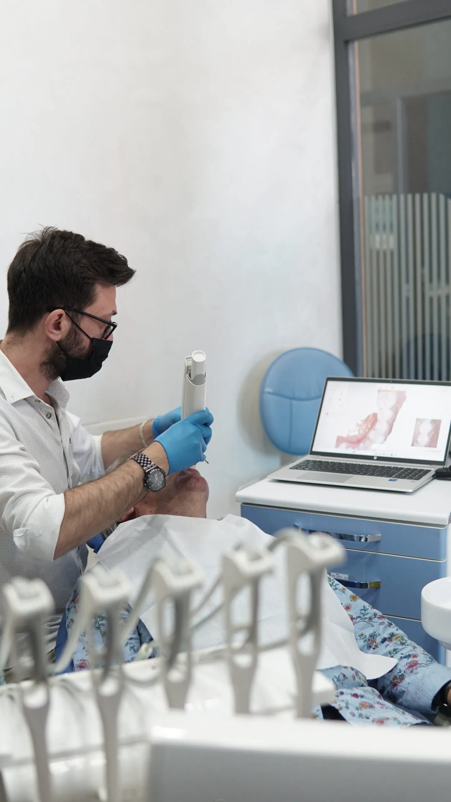 Alba Dental olarak estetikte devrim yarattık, çünkü en son tıbbi keşifleri sürekli araştırıyoruz.